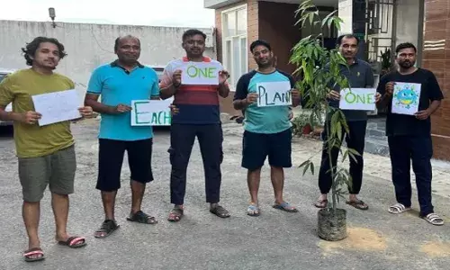 नोएडा के किंग्सन ग्रीन विला सोसायटी में वृक्षारोपण अभियान: हरियाली की ओर एक कदम