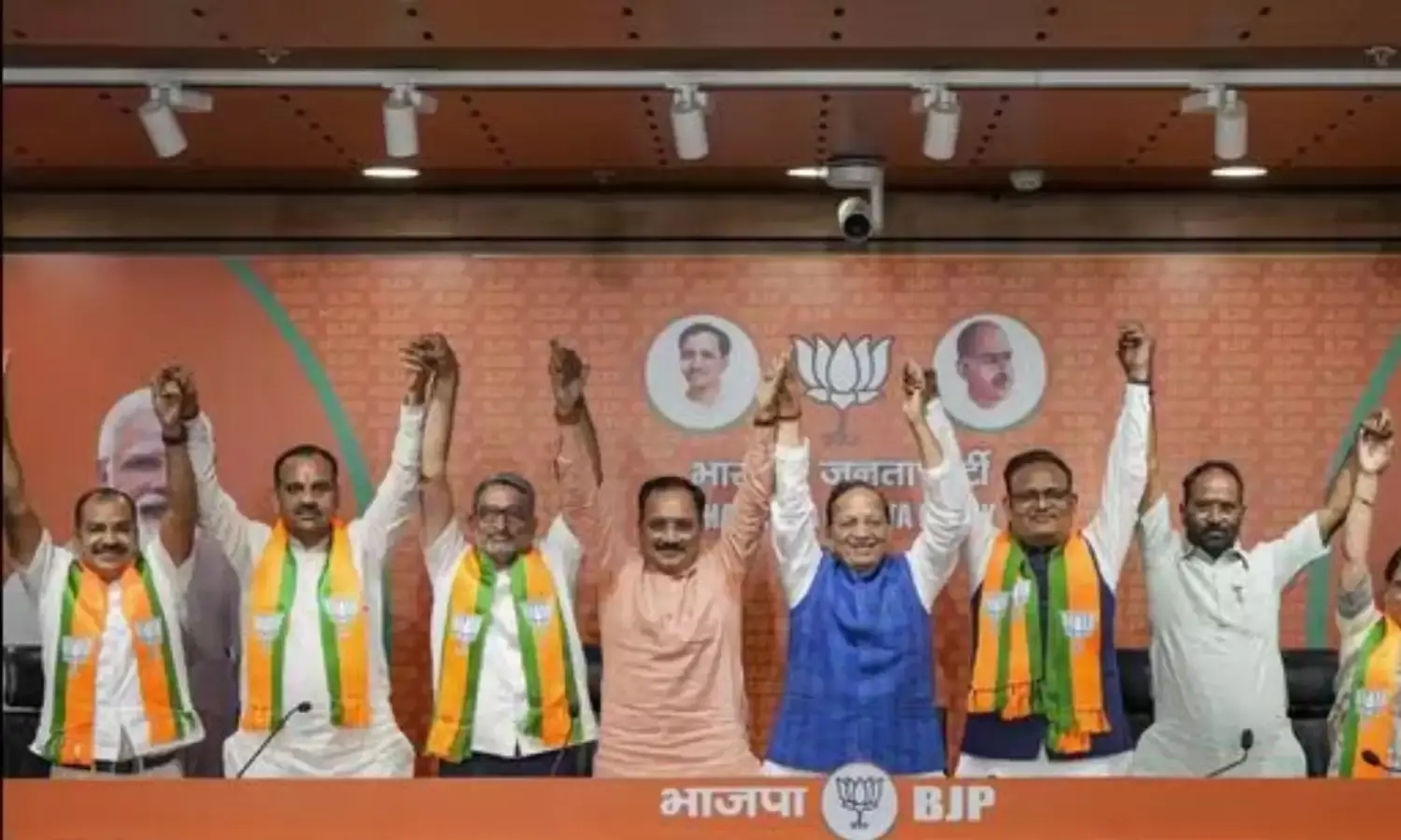 दिल्ली में बड़ा उलट फेर, AAP के विधायक, पार्षद और पूर्व मंत्री राजकुमार आनंद समेत कई नेता BJP में शामिल