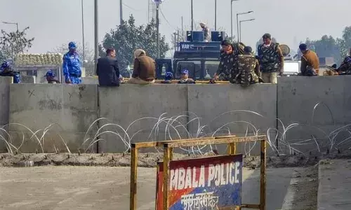 महीनों से बंद शंभू बॉर्डर, सुप्रीम कोर्ट बोला - आप ऐसे कैसे कर सकते हैं ? किसान इसी देश के नागरिक...