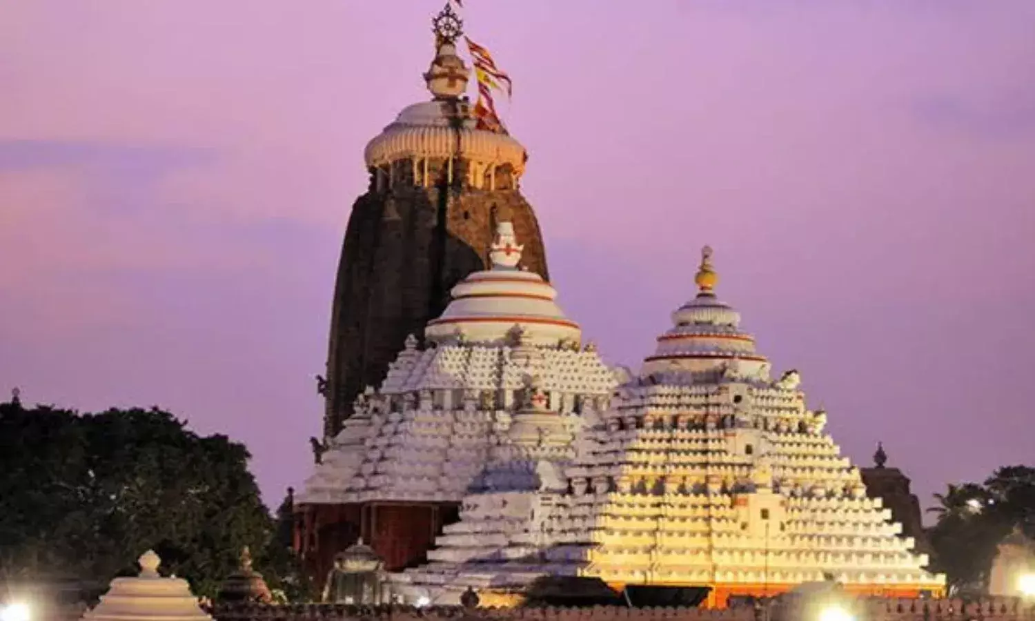 46 साल बाद खुला जगन्नाथ मंदिर का रत्न भंडार, 1978 में खोला गया था पिछली बार, क्या - क्या मिला 46 साल बाद खुला जगन्नाथ मंदिर का रत्न भंडार, 1978 में खोला गया था पिछली बार, क्या - क्या मिला