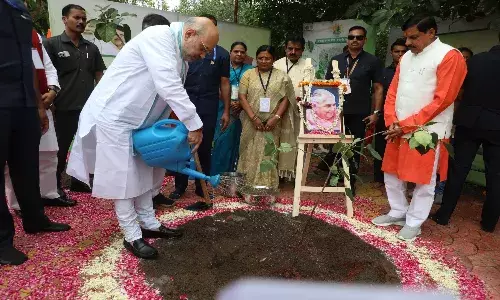 इंदौर अब ग्रीन सिटी भी कहलएगा... इंदौर में बोले गृहमंत्री अमित शाह, 55 जिलों के पीएम कॉलेज ऑफ एक्सीलेंस का उद्धाटन भी किया