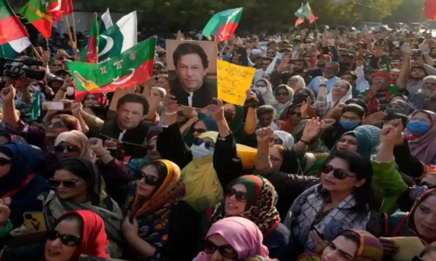 Pakistan में इमरान खान को बड़ा झटका, सरकार ने लगाया पार्टी पर बैन, PTI बोली - शर्मनाक प्रयास...