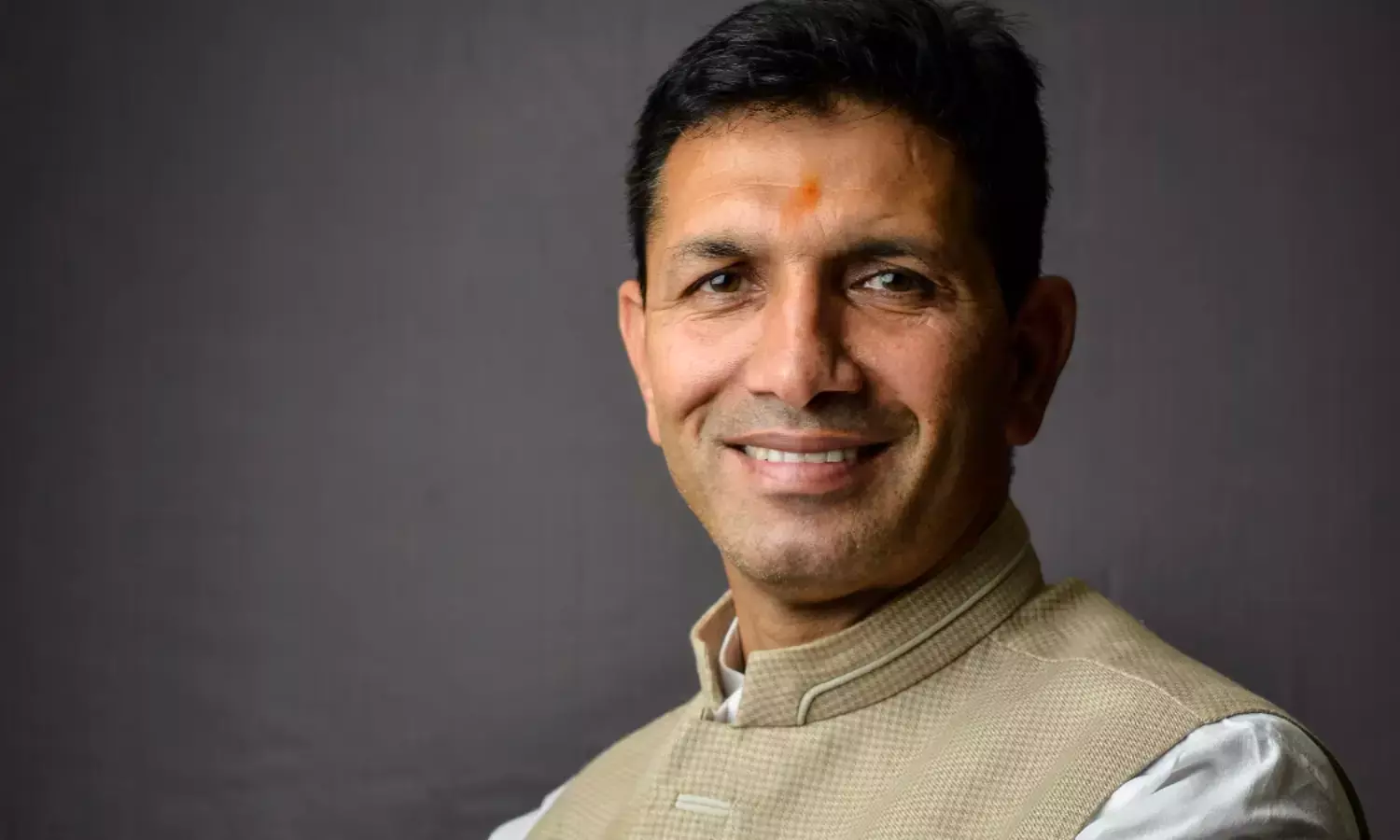 Jitu Patwari Phone Hacked: PCC चीफ जीतू पटवारी का फोन हुआ हैक, मंत्री विश्वाश सारंग के खिलाफ FIR दर्ज कराने थाने पहुंचे पटवारी