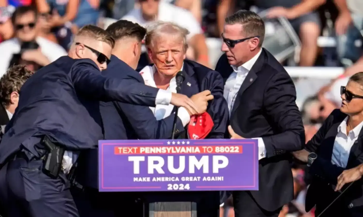 Donald Trump : ट्रंप पर हुए हमले का क्या है सुलेमानी कनेक्शन, ईरान से कैसे जुड़े तार Donald Trump : ट्रंप पर हुए हमले का क्या है सुलेमानी कनेक्शन, ईरान से कैसे जुड़े तार