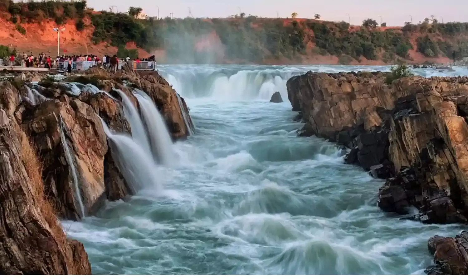 मानसून में स्‍वर्ग लगती हैं मध्‍यप्रदेश की ये 10 जगह...