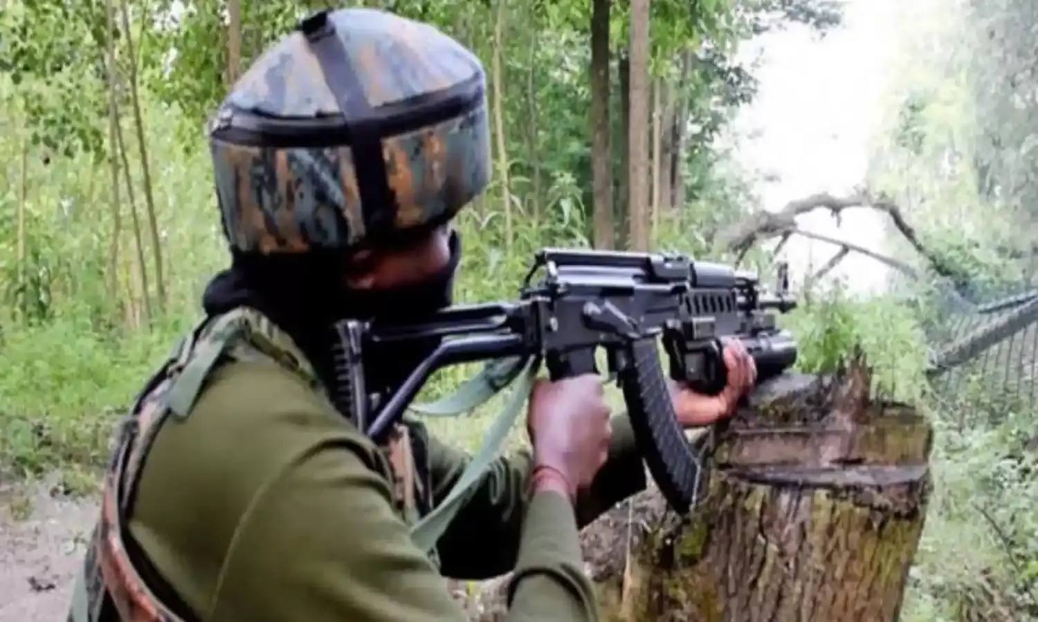 Encounter in Jammu: जम्मू के राजौरी में बड़े हमले की तैयारी में थे आतंकी, सेना ने दिया मुंहतोड़ जवाब, एनकाउंटर जारी
