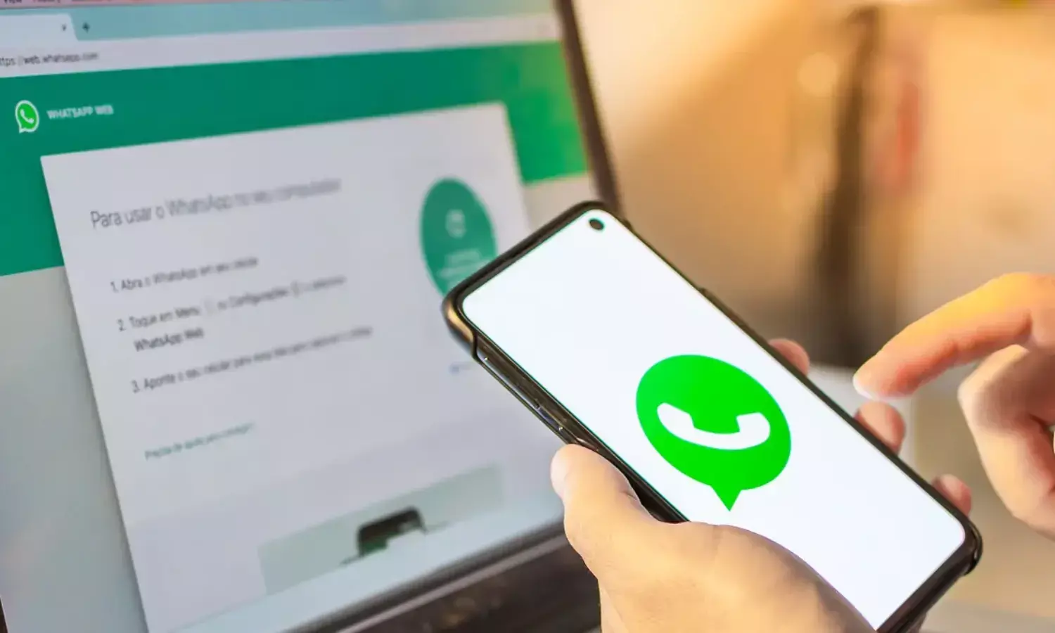 अब इस नए फीचर के साथ आप भी WhatsApp पर बिना इंटरनेट के भेज पाएंगे फोटो और वीडियो... अब इस नए फीचर के साथ आप भी WhatsApp पर बिना इंटरनेट के भेज पाएंगे फोटो और वीडियो...