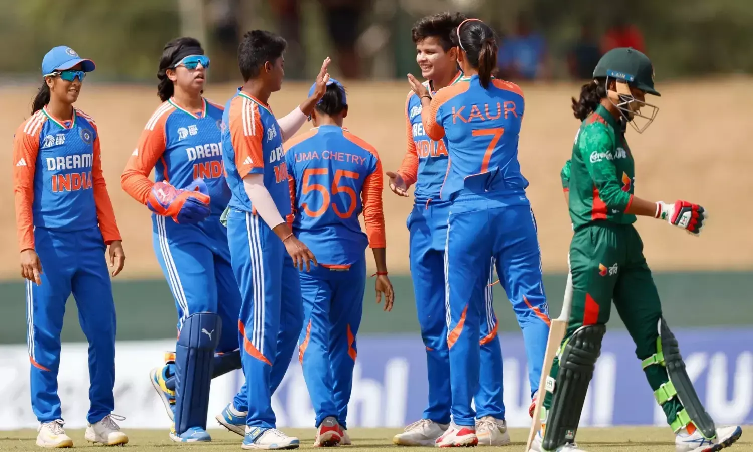 IND W vs BAN W: लगातार नौवीं बार एशिया कप के फाइनल में पहुंची टीम इंडिया, बांग्लादेश को सेमीफाइनल में 10 विकेट से हराया