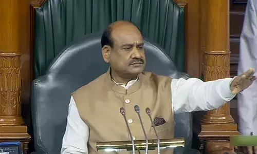 Om Birla News: मंत्री जी हाथ जेब से बाहर निकाल कर आया करो, ओम बिरला ने सदन में हाथ डालने पर मंत्री को लगाई फटकार