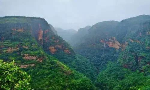 मानसून में मध्यप्रदेश के इस हिल स्टेशन को घूमने का बनाएं प्लान, खूबसूरती देख हो जाएंगे खुश
