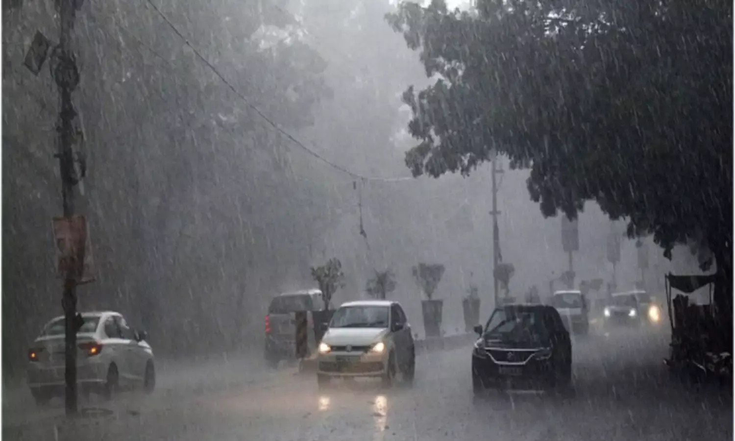 Weather Update: देश में मानसून मचा रहा तबाही, झारखंड में बिजली गिरने से 10 की मौत, MP में इतने प्रतिशत हुई बारिश Weather Update: देश में मानसून मचा रहा तबाही, झारखंड में बिजली गिरने से 10 की मौत, MP में इतने प्रतिशत हुई बारिश