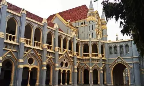 MP हाई कोर्ट का बड़ा फैसला, शिक्षक भर्ती में ईडब्ल्यूएस वर्ग को भी मिलेगी आयु में छूट