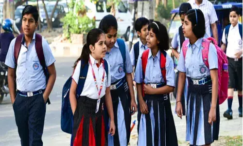 Bihar News: गया के एक स्कूल में एक साथ कई छात्र बेहोश, मची अफरातफरी