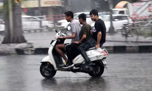 MP WEATHER : प्रदेश के कई जिलों में बारिश से ठंडक, राजधानी भोपाल में 7% अधिक बारिश, इन जिलों के लिए जारी हुआ अलर्ट