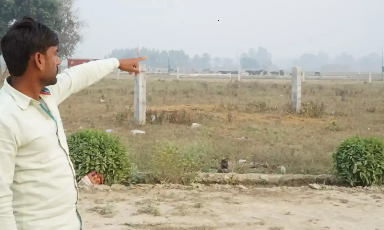 बड़ा खुलासा : करोड़ों की नजूल सरकारी जमीन को फर्जी तरीके से हथिया रहे भू-माफिया बड़ा खुलासा : करोड़ों की नजूल सरकारी जमीन को फर्जी तरीके से हथिया रहे भू-माफिया