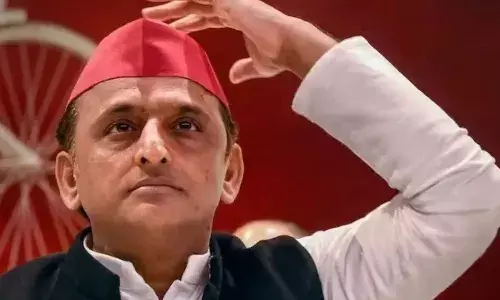 समाजवादी पार्टी ने यूपी में उठाया नई राजनीति का मुद्दा, विधानसभा उपचुनाव में क्या होगा इससे फायदा?