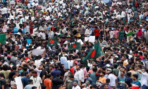 Bangladesh Army Rule : बांग्लादेश में अंतरिम सरकार का गठन, ये 10 लोग मिलकर चलाएंगे देश