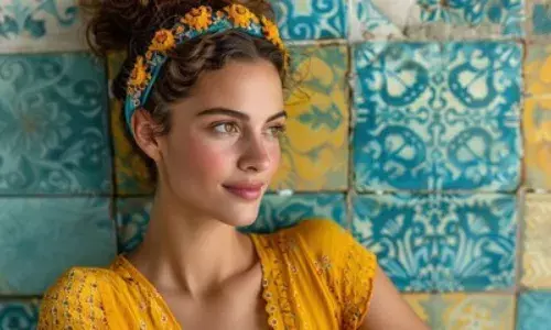 Yellow Color: पीला रंग पसंद करने वालों की विशेषताएँ, खुशमिजाज से लेकर आत्मविश्वास तक होते हैं कई सारे गुण