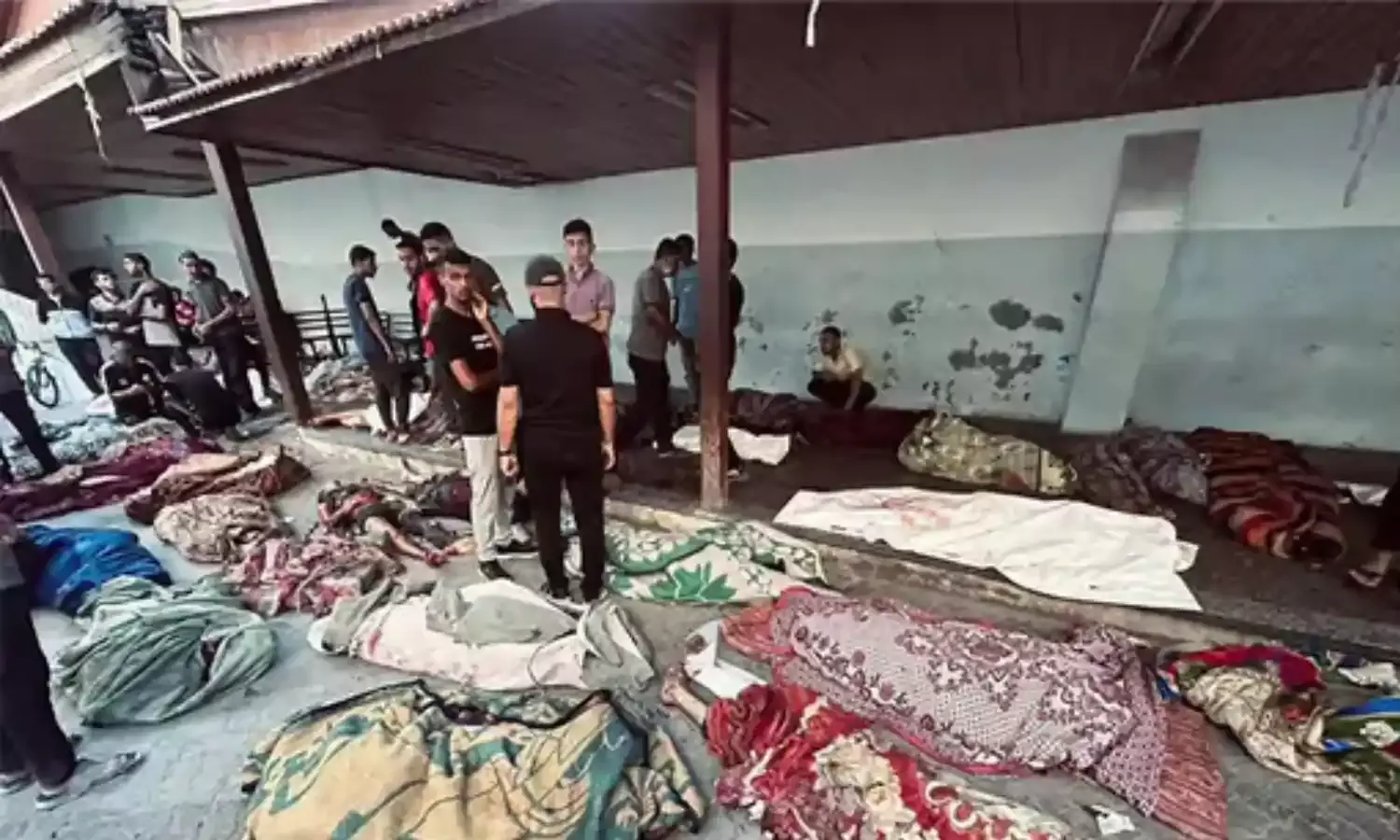 Israel Strike: गाजा में स्कूल पर इजराइली हमला, 100 लोगों की मौत, सुबह नमाज पढ़ने के दौरान दागे 3 रॉकेट Israel Strike: गाजा में स्कूल पर इजराइली हमला, 100 लोगों की मौत, सुबह नमाज पढ़ने के दौरान दागे 3 रॉकेट