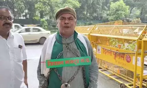 जंजीरों में जकड़े MP के किसान की व्यथा