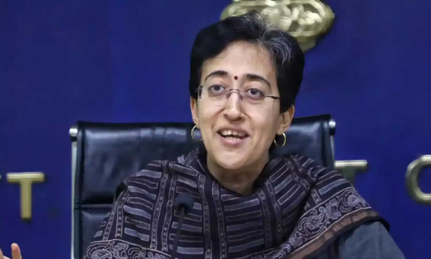 झंडा फहराने के लिए आतिशी को नहीं मिलेगी आजादी, सीएम अरविंद केजरीवाल की मांग खारिज