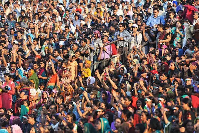 2036 में इतनी पार हो जाएगी भारत की आबादी, सांख्यिकी एवं कार्यक्रम मंत्रालय ने जारी की रिपोर्ट