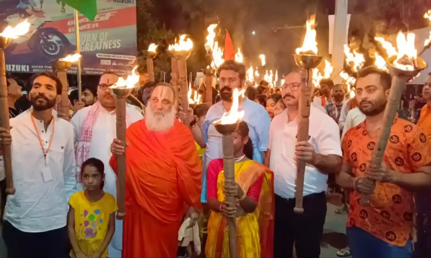 बांग्लादेश में हिंदुओं पर हिंसा का विरोध, जबलपुर के बाद सर्व समाज ने नीमच को बंद करने का लिया निर्णय