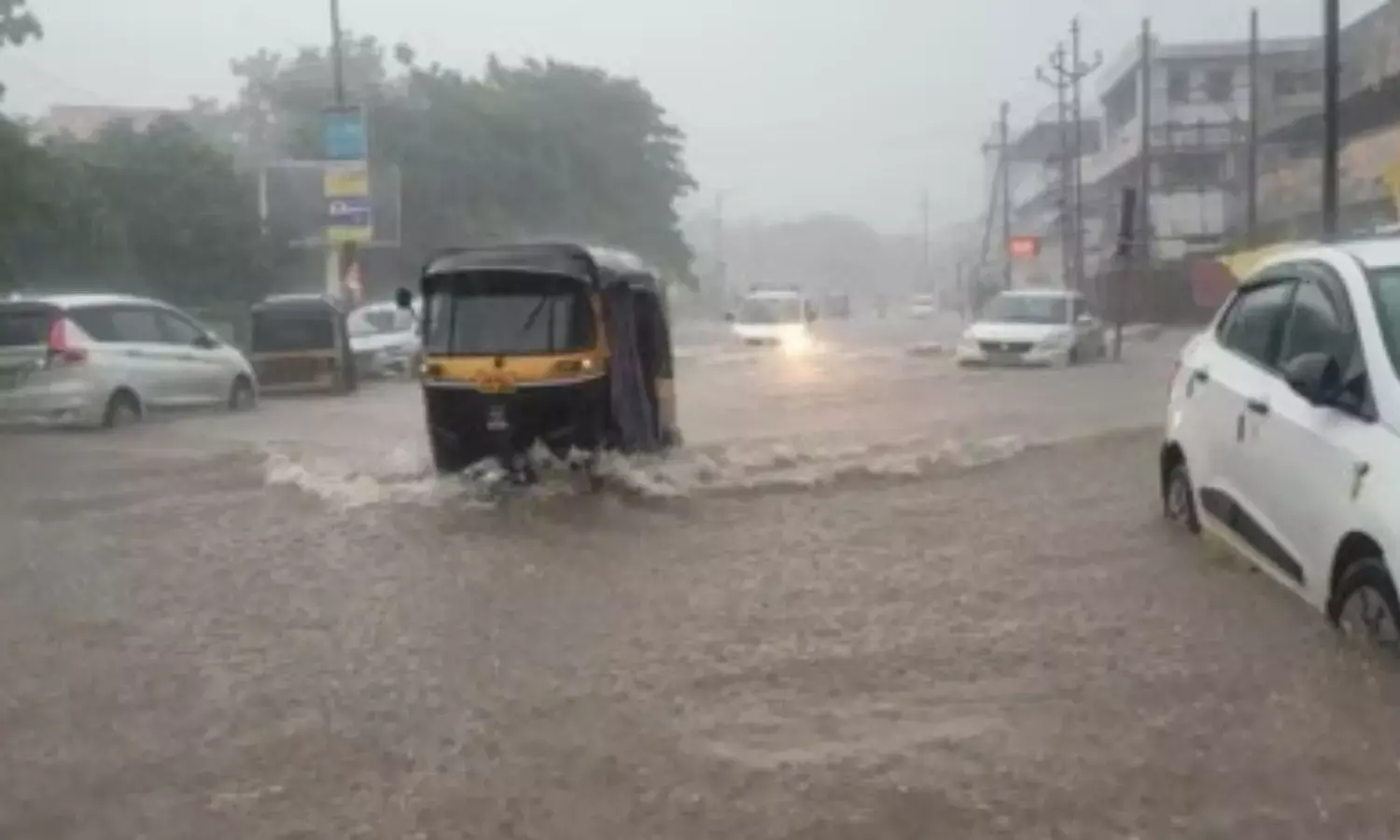 भोपाल समेत कई इलाकों में मानसून की बारिश से राहत, ग्वालियर-चंबल के लिए अलर्ट जारी