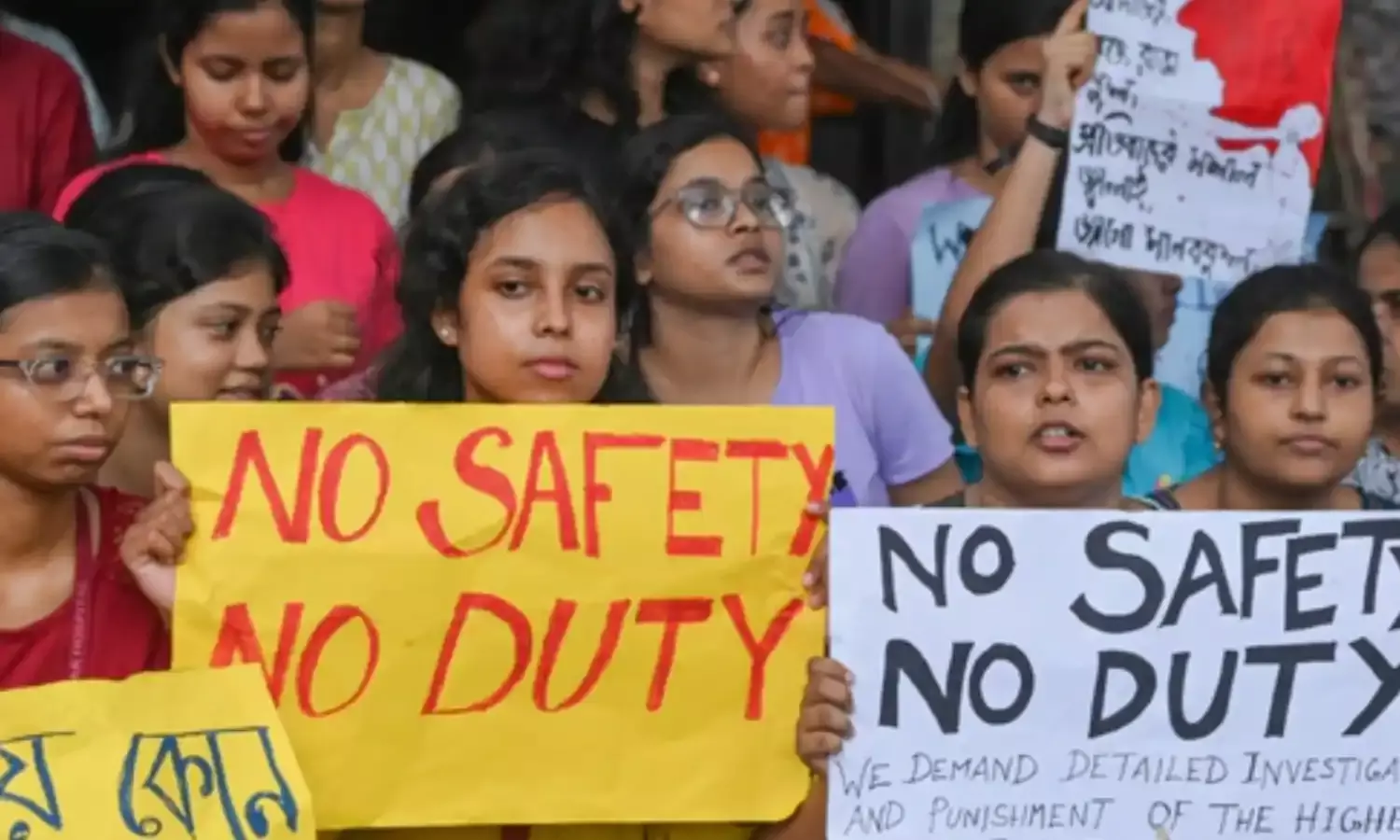 स्वास्थ्य कर्मियों की सुरक्षा के लिए केंद्र सरकार का निर्देश - 6 घंटे के भीतर हो FIR स्वास्थ्य कर्मियों की सुरक्षा के लिए केंद्र सरकार का निर्देश - 6 घंटे के भीतर हो FIR