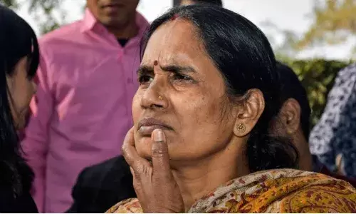 कोलकाता मर्डर केस में फूटा निर्भया की मां का गुस्सा, कहा- 12 साल में क्या बदला? कोलकाता मर्डर केस में फूटा निर्भया की मां का गुस्सा, कहा- 12 साल में क्या बदला?