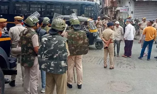 उदयपुर में चाकूबाजी में मारे गए बच्चे का अंतिम संस्कार, लोगों ने लगाए नारे, आज भी शहर बंद