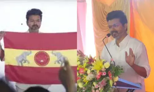 एक्टिंग की दुनिया से आए थलापति विजय ने राजनीति में बढ़ाया एक और कदम, पार्टी टीवीके के झंडे और चिह्न का किया अनावरण एक्टिंग की दुनिया से आए थलापति विजय ने राजनीति में बढ़ाया एक और कदम, पार्टी टीवीके के झंडे और चिह्न का किया अनावरण