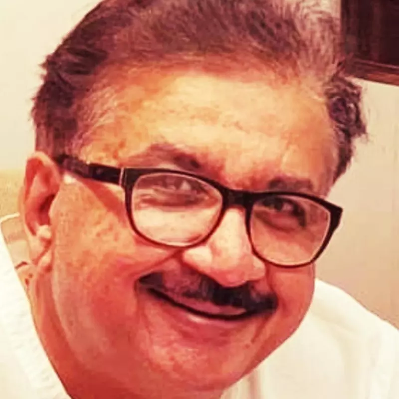 डॉ.अरुण डॉ.अरुण