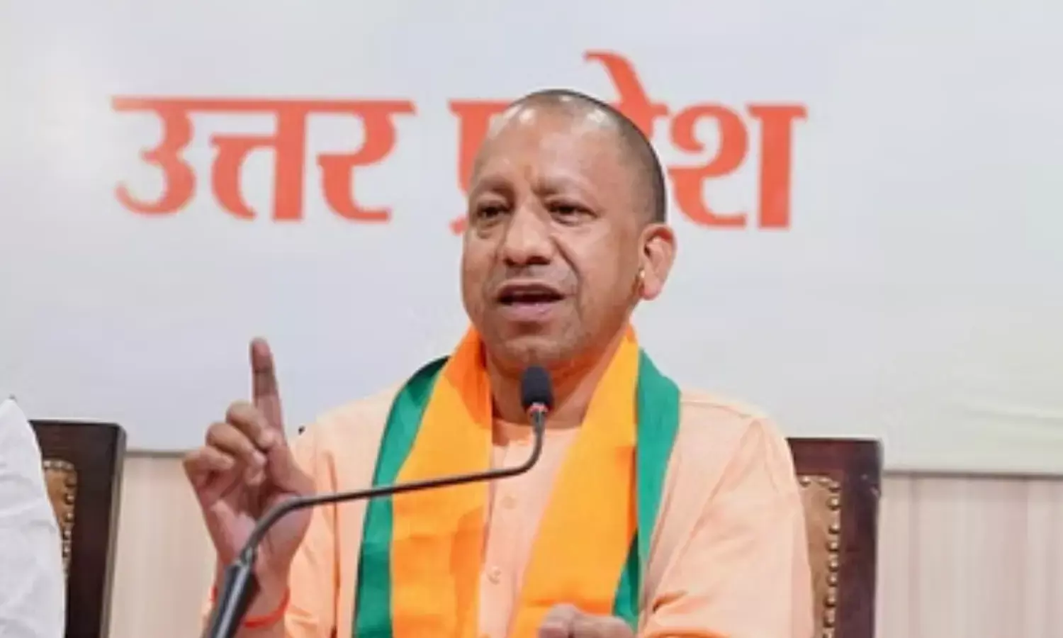 योगी के साथ कदम ताल असान नहीं, IAS अफसरों ने किया केंद्र का रूख...