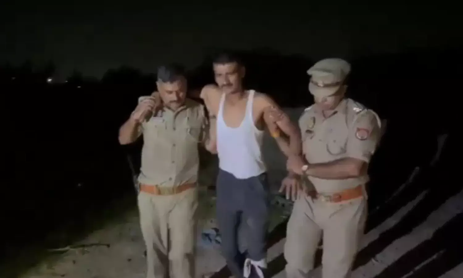 9 साल की बच्ची से रेप करने वाले आरोपी को यूपी पुलिस ने शॉर्ट एनकाउंटर कर दबोचा