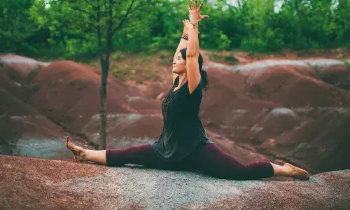 पीरियड्स के समय महिलाएं करें ये 5 योगासन, दर्द से मिलेगा बेहद आराम