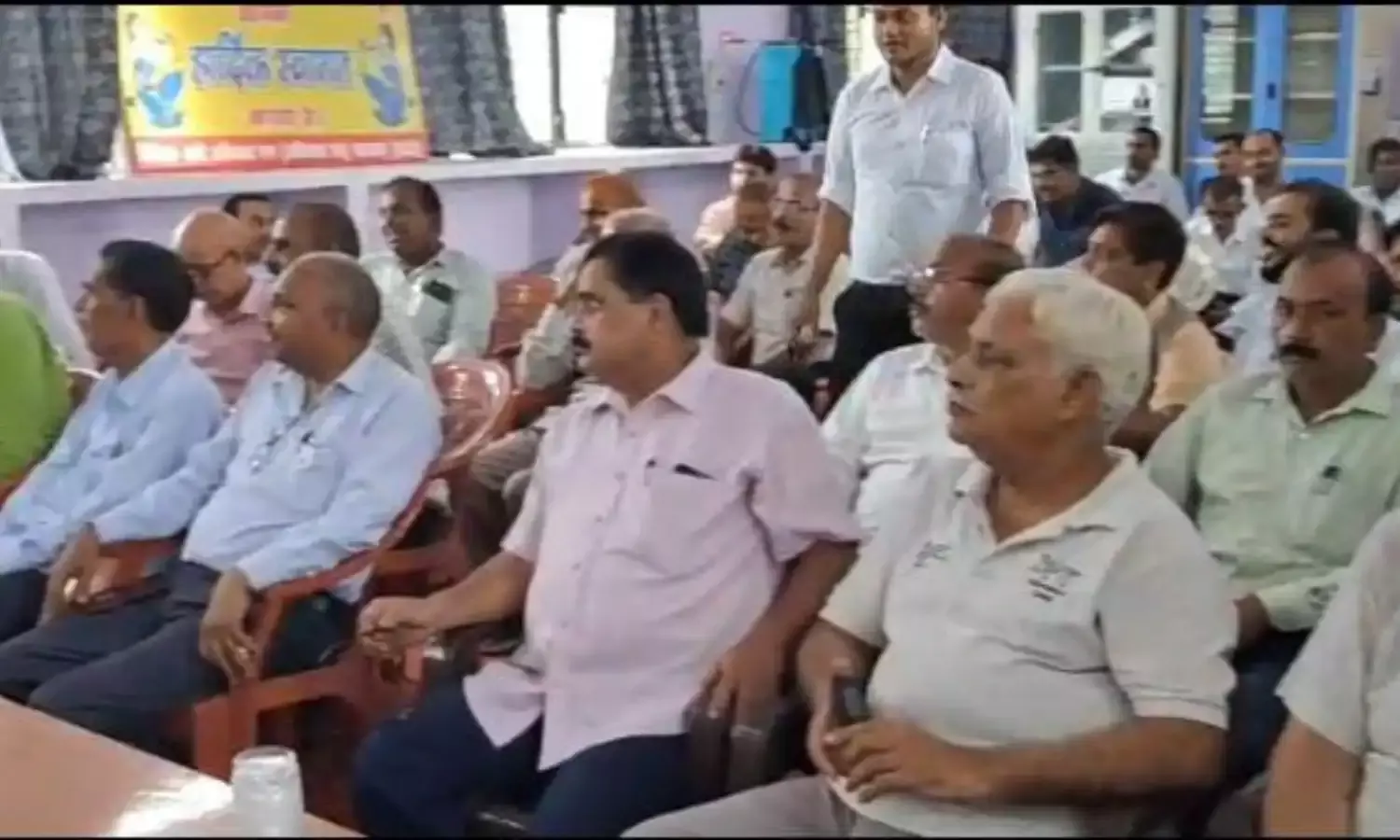 शाहाबाद तहसीलदार अजय कुमार के तबादले तक कोर्ट बहिष्कृत, कार्यकारी मजिस्ट्रेट अजय कुमार के बर्ताव से अधिवक्ता कुपित...