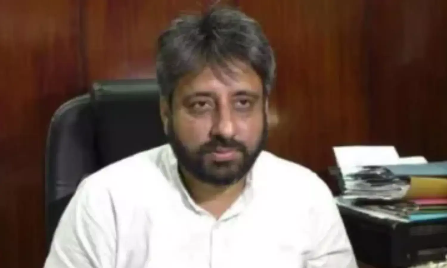 AAP विधायक अमानतुल्लाह खान के घर ईडी की रेड, ट्वीट कर कहा - मुझे गिरफ्तार करने पहुंचे अधिकारी