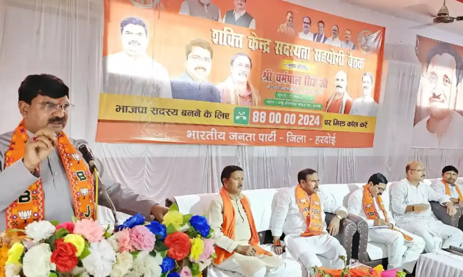 देवतुल्य कार्यकर्ता जानते हैं लक्ष्य का संधान करना