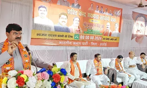 देवतुल्य कार्यकर्ता जानते हैं लक्ष्य का संधान करना