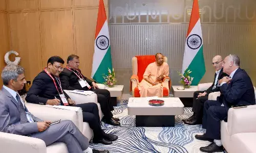 सीएम योगी ने दिया निवेशकों को प्रदेश में हर संभव मदद का भरोसा...