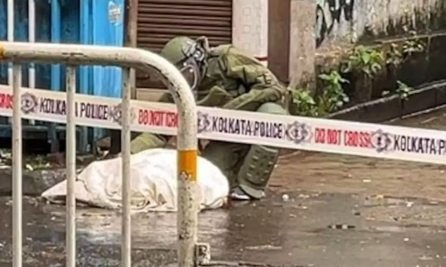 कोलकाता में एसएन बनर्जी रोड पर धमाका, एक घायल