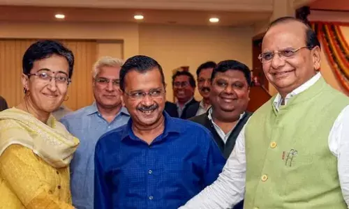 अरविन्द केजरीवाल ने LG को सौंपा इस्तीफा, आतिशी जल्द करेंगी शपथ ग्रहण