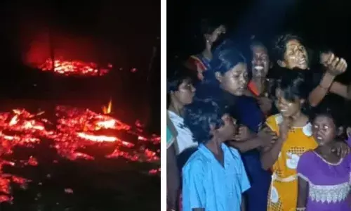 दो पक्षों के जमीन विवाद ने दलितों की बस्ती उजाड़ी, दबंगों ने 80 घर में लगाई आग दो पक्षों के जमीन विवाद ने दलितों की बस्ती उजाड़ी, दबंगों ने 80 घर में लगाई आग