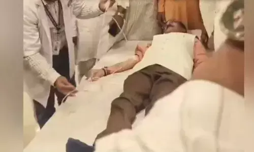 PM मोदी के जन्मदिन पर फर्जी ब्लड डोनेशन, फोटो खिंचाकर लौट गए नेता जी, वीडियो वायरल