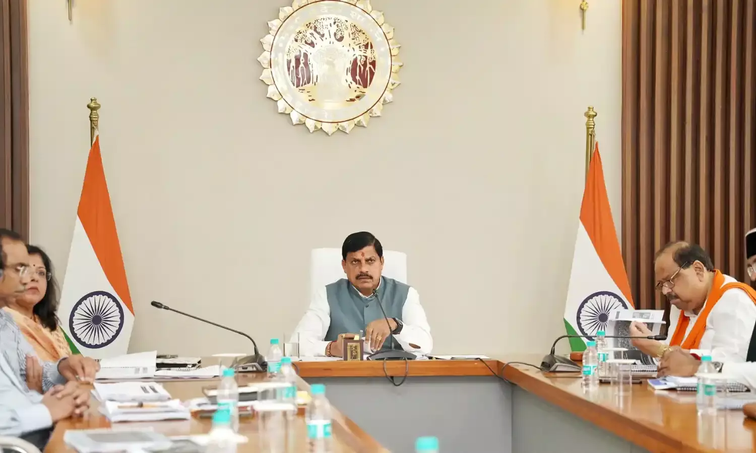 भोपाल बनेगा झुग्गी मुक्त, मेट्रोपोलिटन सिटी बनाने के लिए 25 साल के प्लान को ध्यान में रखकर होंगे विकास कार्य भोपाल बनेगा झुग्गी मुक्त, मेट्रोपोलिटन सिटी बनाने के लिए 25 साल के प्लान को ध्यान में रखकर होंगे विकास कार्य