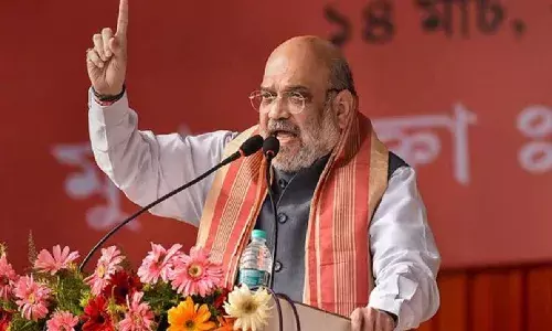 गृह मंत्री अमित शाह का ऐलान, बीजेपी जीती तो ईद और मुहर्रम के मौके पर 2 गैस सिलिंडर मुफ्त मिलेंगे...