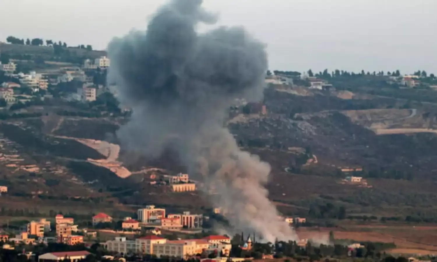 बड़े हमले की तैयारी कर रहा इजराइल, भारतीय नागरिकों को मिला तुरंत लेबनान छोड़ने का संदेश...