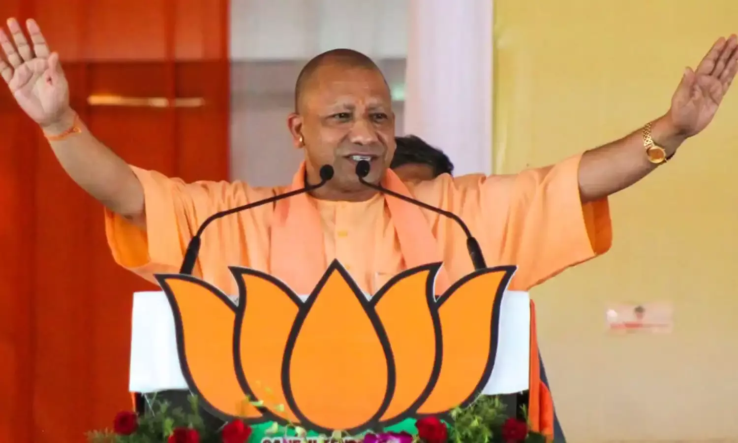 क्या कांग्रेस अलगाववाद का समर्थन करती है - सीएम योगी ने जम्मू-कश्मीर में राहुल गांधी से पूछे कई सवाल