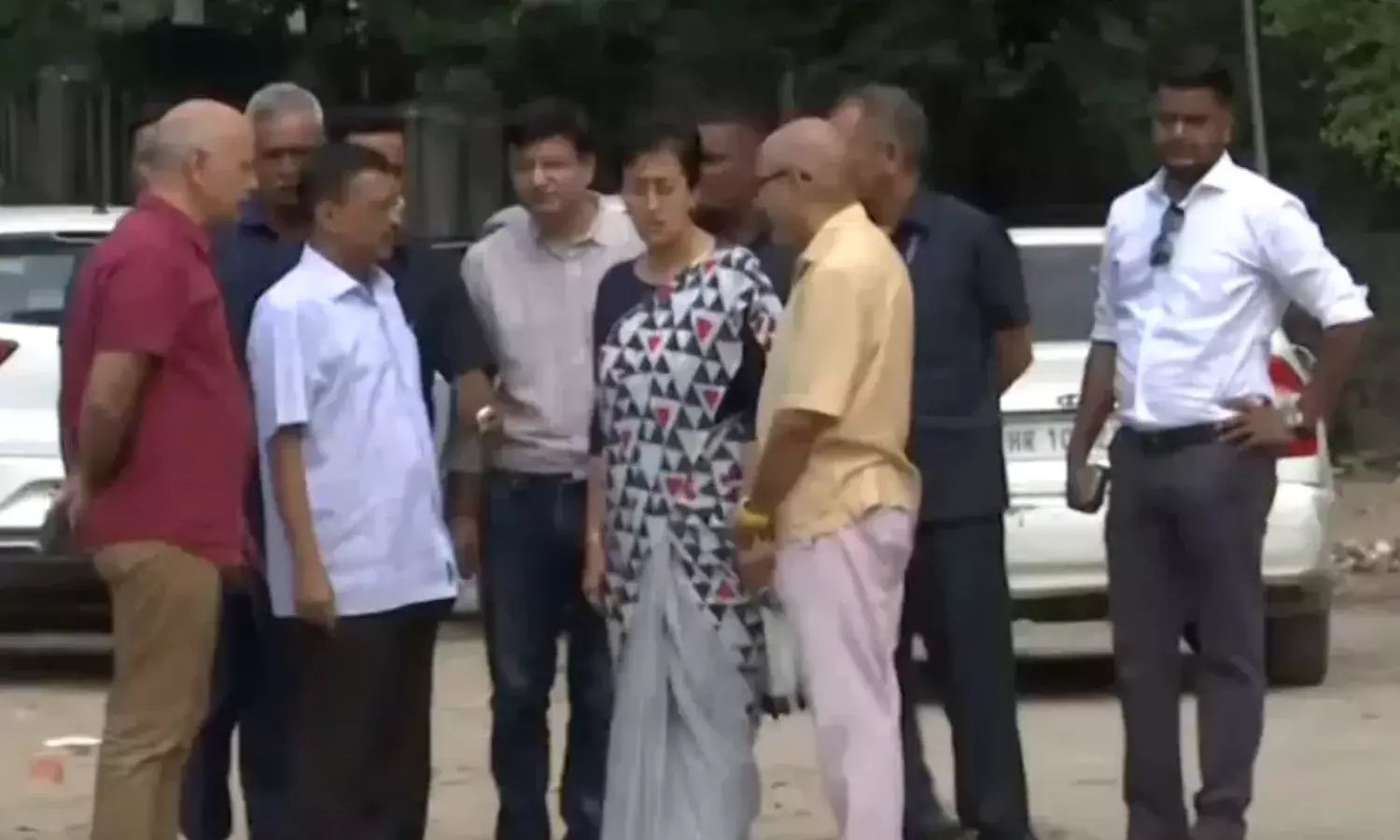 अरविंद केजरीवाल के साथ दिल्ली की सड़कों का निरीक्षण करने पहुंची CM आतिशी